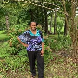 Meet your Posher, Sandra
